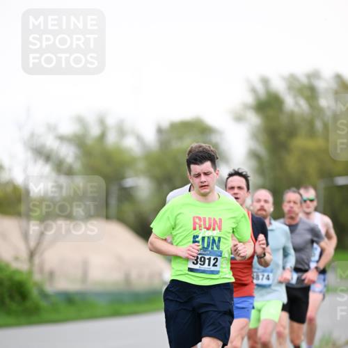 07.04.2024 - 43. Internationalen Wilhelmsburger Insellauf Dr. Thomas Lammeyer http://msf.ph/oto/6038158 07.04.2024 10:26:03 Laufen 3912, 9874 meine-sportfotos.de
