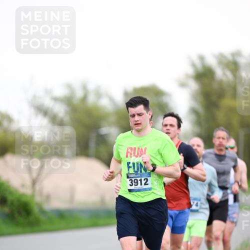 07.04.2024 - 43. Internationalen Wilhelmsburger Insellauf Dr. Thomas Lammeyer http://msf.ph/oto/6038160 07.04.2024 10:26:04 Laufen 3912, 74 meine-sportfotos.de