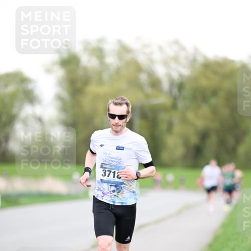 07.04.2024 - 43. Internationalen Wilhelmsburger Insellauf Dr. Thomas Lammeyer http://msf.ph/oto/6038182 07.04.2024 10:26:08 Laufen 4, 17, 3718 meine-sportfotos.de