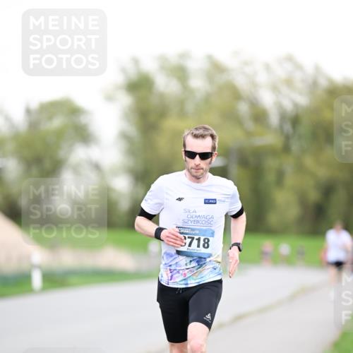 07.04.2024 - 43. Internationalen Wilhelmsburger Insellauf Dr. Thomas Lammeyer http://msf.ph/oto/6038184 07.04.2024 10:26:09 Laufen 17, 718 meine-sportfotos.de