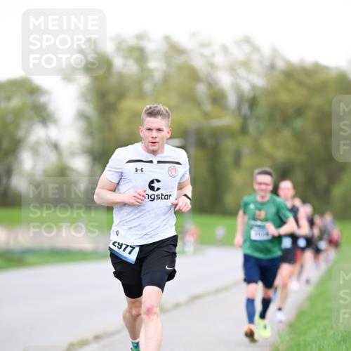 07.04.2024 - 43. Internationalen Wilhelmsburger Insellauf Dr. Thomas Lammeyer http://msf.ph/oto/6038197 07.04.2024 10:26:22 Laufen 977 meine-sportfotos.de