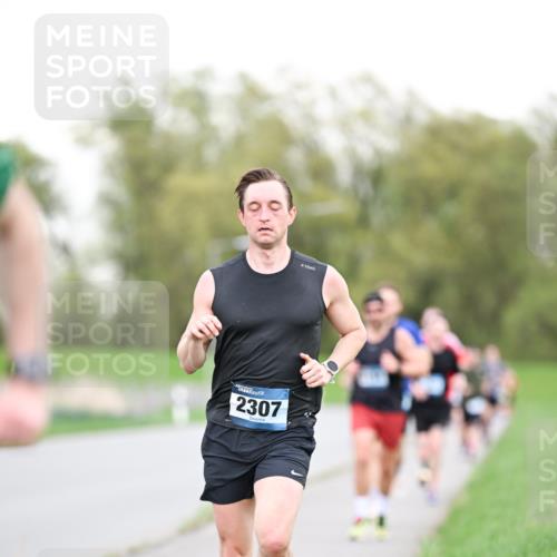 07.04.2024 - 43. Internationalen Wilhelmsburger Insellauf Dr. Thomas Lammeyer http://msf.ph/oto/6038228 07.04.2024 10:26:28 Laufen 2307 meine-sportfotos.de