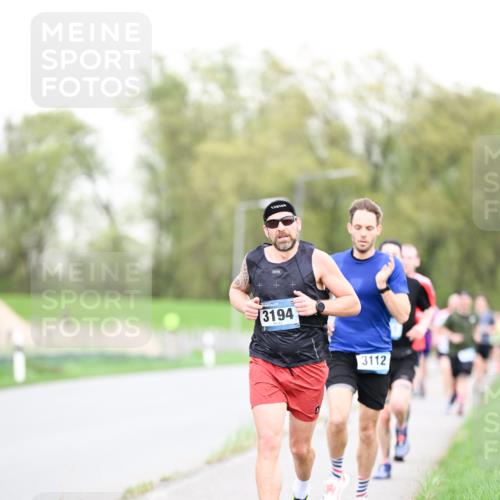 07.04.2024 - 43. Internationalen Wilhelmsburger Insellauf Dr. Thomas Lammeyer http://msf.ph/oto/6038246 07.04.2024 10:26:31 Laufen 3194, 3112 meine-sportfotos.de