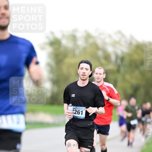 07.04.2024 - 43. Internationalen Wilhelmsburger Insellauf Dr. Thomas Lammeyer http://msf.ph/oto/6038268 07.04.2024 10:26:35 Laufen 3113, 261 meine-sportfotos.de