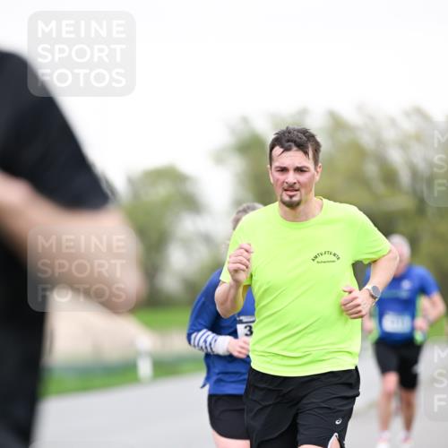 07.04.2024 - 43. Internationalen Wilhelmsburger Insellauf Dr. Thomas Lammeyer http://msf.ph/oto/6038524 07.04.2024 10:27:48 Laufen  meine-sportfotos.de