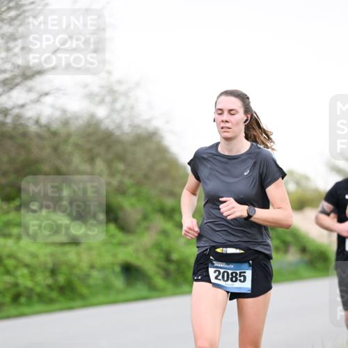 07.04.2024 - 43. Internationalen Wilhelmsburger Insellauf Dr. Thomas Lammeyer http://msf.ph/oto/6038542 07.04.2024 10:27:52 Laufen 2085 meine-sportfotos.de