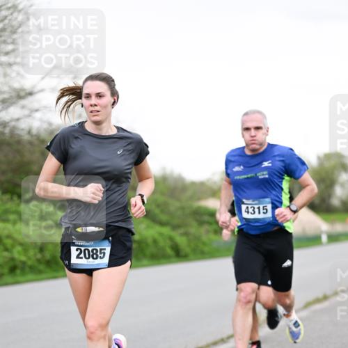 07.04.2024 - 43. Internationalen Wilhelmsburger Insellauf Dr. Thomas Lammeyer http://msf.ph/oto/6038544 07.04.2024 10:27:52 Laufen 2085, 4315 meine-sportfotos.de