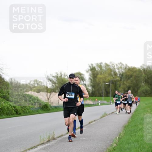 07.04.2024 - 43. Internationalen Wilhelmsburger Insellauf Dr. Thomas Lammeyer http://msf.ph/oto/6038555 07.04.2024 10:27:55 Laufen 2704 meine-sportfotos.de