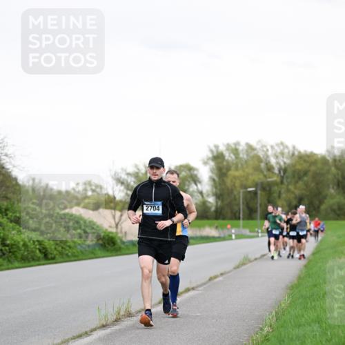 07.04.2024 - 43. Internationalen Wilhelmsburger Insellauf Dr. Thomas Lammeyer http://msf.ph/oto/6038557 07.04.2024 10:27:55 Laufen 2704 meine-sportfotos.de