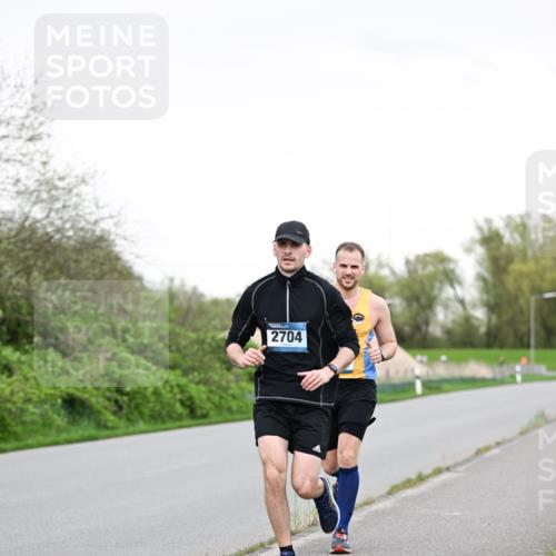 07.04.2024 - 43. Internationalen Wilhelmsburger Insellauf Dr. Thomas Lammeyer http://msf.ph/oto/6038563 07.04.2024 10:27:56 Laufen 2704 meine-sportfotos.de