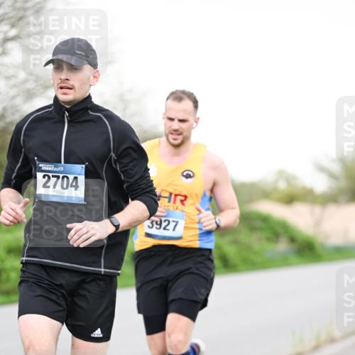 07.04.2024 - 43. Internationalen Wilhelmsburger Insellauf Dr. Thomas Lammeyer http://msf.ph/oto/6038570 07.04.2024 10:27:57 Laufen 2704, 3927 meine-sportfotos.de