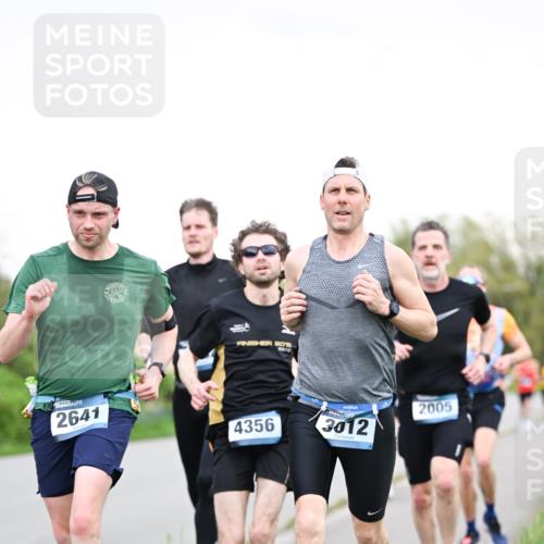 07.04.2024 - 43. Internationalen Wilhelmsburger Insellauf Dr. Thomas Lammeyer http://msf.ph/oto/6038577 07.04.2024 10:28:05 Laufen 2015, 2641, 4356, 3012, 2005 meine-sportfotos.de