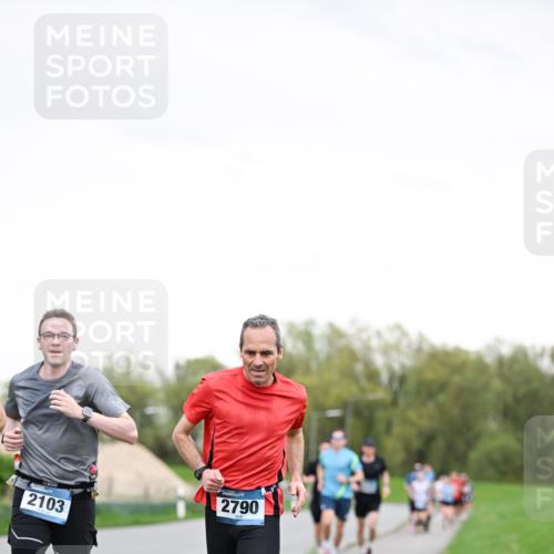 07.04.2024 - 43. Internationalen Wilhelmsburger Insellauf Dr. Thomas Lammeyer http://msf.ph/oto/6038620 07.04.2024 10:28:18 Laufen 2103, 2790 meine-sportfotos.de