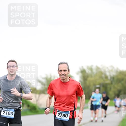 07.04.2024 - 43. Internationalen Wilhelmsburger Insellauf Dr. Thomas Lammeyer http://msf.ph/oto/6038624 07.04.2024 10:28:18 Laufen 2103, 2790 meine-sportfotos.de