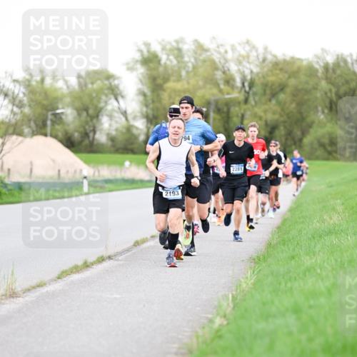 07.04.2024 - 43. Internationalen Wilhelmsburger Insellauf Dr. Thomas Lammeyer http://msf.ph/oto/6038643 07.04.2024 10:28:31 Laufen 2281 meine-sportfotos.de