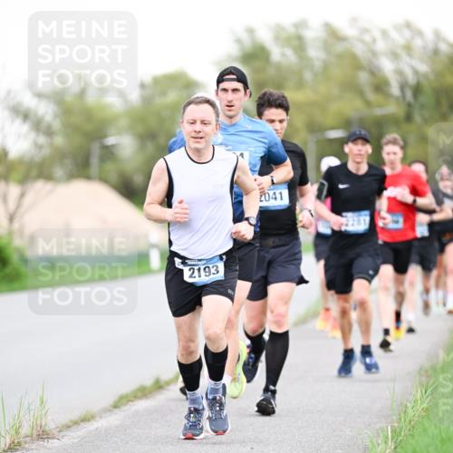 07.04.2024 - 43. Internationalen Wilhelmsburger Insellauf Dr. Thomas Lammeyer http://msf.ph/oto/6038648 07.04.2024 10:28:33 Laufen 2041, 2193 meine-sportfotos.de