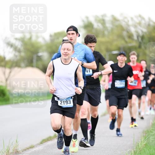07.04.2024 - 43. Internationalen Wilhelmsburger Insellauf Dr. Thomas Lammeyer http://msf.ph/oto/6038650 07.04.2024 10:28:33 Laufen 41, 2193 meine-sportfotos.de