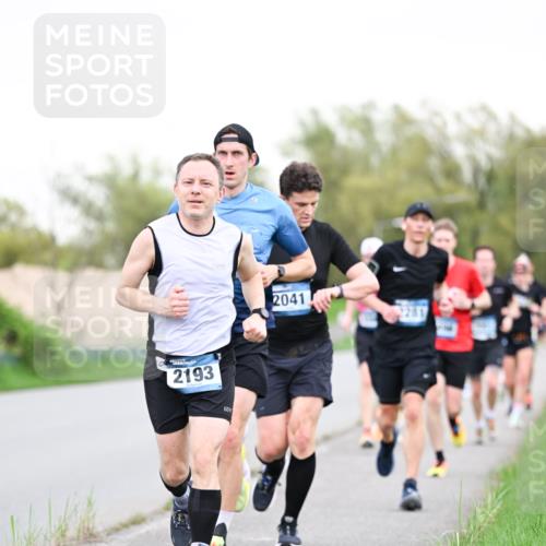 07.04.2024 - 43. Internationalen Wilhelmsburger Insellauf Dr. Thomas Lammeyer http://msf.ph/oto/6038654 07.04.2024 10:28:34 Laufen 2193, 2041 meine-sportfotos.de