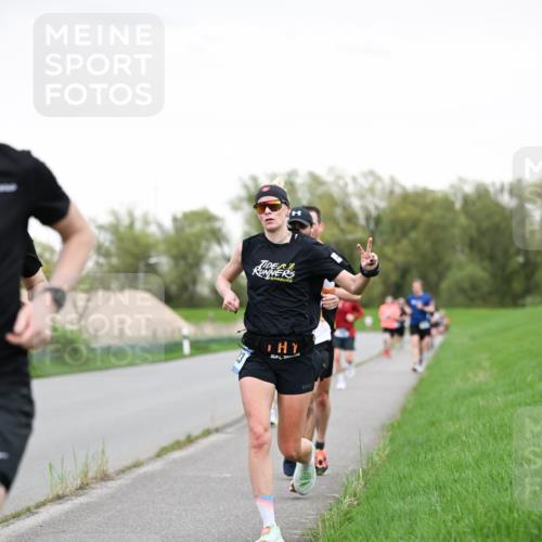 07.04.2024 - 43. Internationalen Wilhelmsburger Insellauf Dr. Thomas Lammeyer http://msf.ph/oto/6038692 07.04.2024 10:28:40 Laufen  meine-sportfotos.de