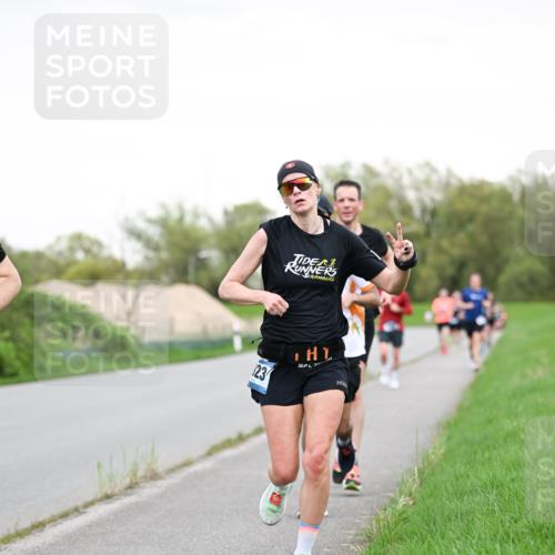 07.04.2024 - 43. Internationalen Wilhelmsburger Insellauf Dr. Thomas Lammeyer http://msf.ph/oto/6038695 07.04.2024 10:28:41 Laufen 123 meine-sportfotos.de