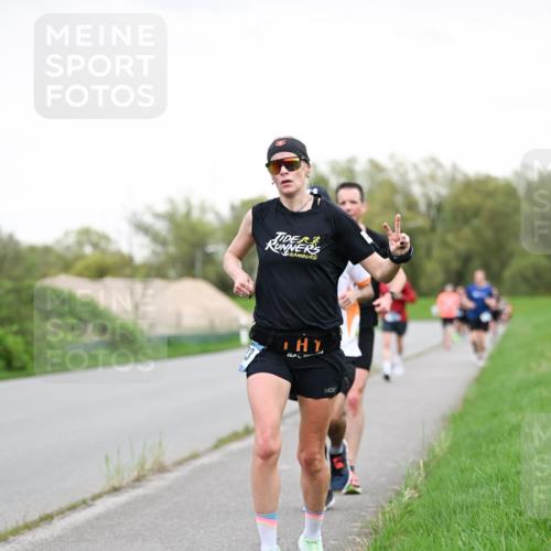 07.04.2024 - 43. Internationalen Wilhelmsburger Insellauf Dr. Thomas Lammeyer http://msf.ph/oto/6038696 07.04.2024 10:28:41 Laufen  meine-sportfotos.de