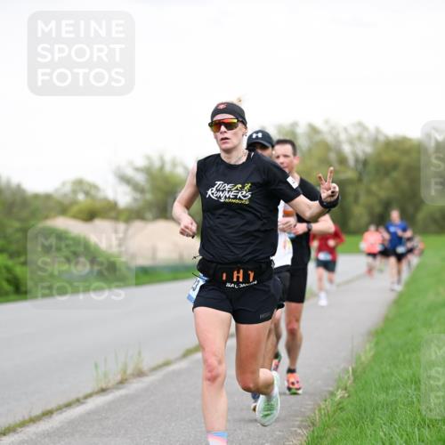 07.04.2024 - 43. Internationalen Wilhelmsburger Insellauf Dr. Thomas Lammeyer http://msf.ph/oto/6038697 07.04.2024 10:28:41 Laufen 13 meine-sportfotos.de