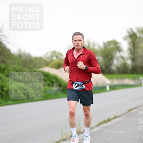 07.04.2024 - 43. Internationalen Wilhelmsburger Insellauf Dr. Thomas Lammeyer http://msf.ph/oto/6038724 07.04.2024 10:28:47 Laufen 38 meine-sportfotos.de