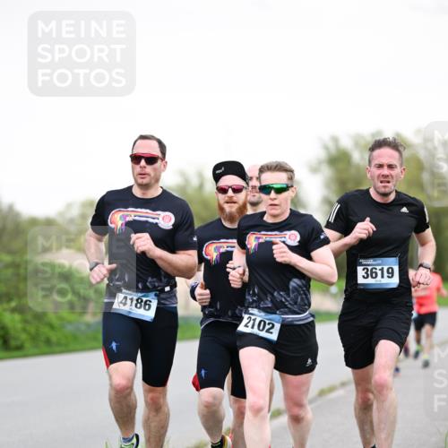 07.04.2024 - 43. Internationalen Wilhelmsburger Insellauf Dr. Thomas Lammeyer http://msf.ph/oto/6038754 07.04.2024 10:28:59 Laufen 4186, 2102, 3619 meine-sportfotos.de