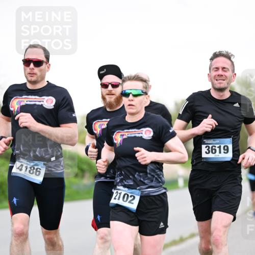 07.04.2024 - 43. Internationalen Wilhelmsburger Insellauf Dr. Thomas Lammeyer http://msf.ph/oto/6038760 07.04.2024 10:29:00 Laufen 4186, 2102, 9, 3619 meine-sportfotos.de