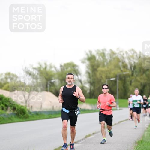 07.04.2024 - 43. Internationalen Wilhelmsburger Insellauf Dr. Thomas Lammeyer http://msf.ph/oto/6038765 07.04.2024 10:29:03 Laufen 979 meine-sportfotos.de