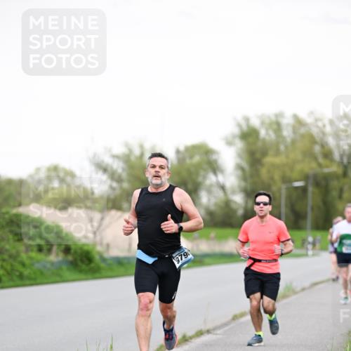 07.04.2024 - 43. Internationalen Wilhelmsburger Insellauf Dr. Thomas Lammeyer http://msf.ph/oto/6038771 07.04.2024 10:29:04 Laufen 379 meine-sportfotos.de
