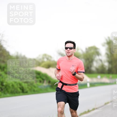 07.04.2024 - 43. Internationalen Wilhelmsburger Insellauf Dr. Thomas Lammeyer http://msf.ph/oto/6038787 07.04.2024 10:29:07 Laufen  meine-sportfotos.de