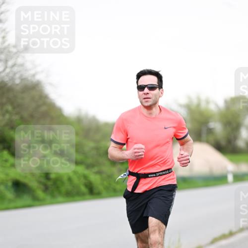 07.04.2024 - 43. Internationalen Wilhelmsburger Insellauf Dr. Thomas Lammeyer http://msf.ph/oto/6038790 07.04.2024 10:29:07 Laufen  meine-sportfotos.de