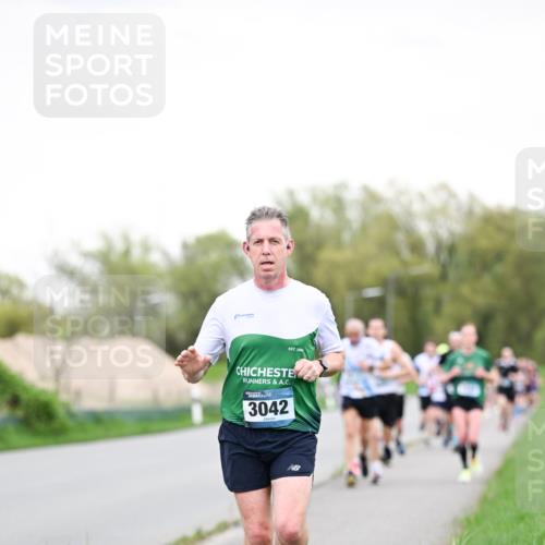 07.04.2024 - 43. Internationalen Wilhelmsburger Insellauf Dr. Thomas Lammeyer http://msf.ph/oto/6038798 07.04.2024 10:29:10 Laufen 1984, 3042, 8 meine-sportfotos.de