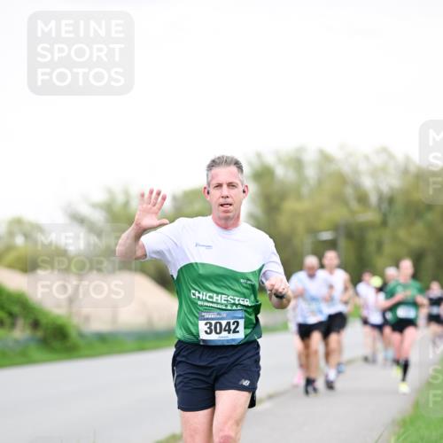 07.04.2024 - 43. Internationalen Wilhelmsburger Insellauf Dr. Thomas Lammeyer http://msf.ph/oto/6038800 07.04.2024 10:29:10 Laufen 1904, 3042 meine-sportfotos.de