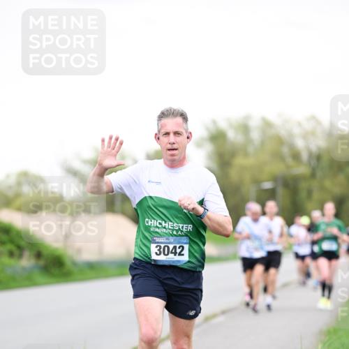 07.04.2024 - 43. Internationalen Wilhelmsburger Insellauf Dr. Thomas Lammeyer http://msf.ph/oto/6038801 07.04.2024 10:29:11 Laufen 3042 meine-sportfotos.de