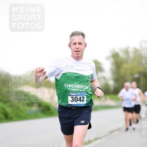 07.04.2024 - 43. Internationalen Wilhelmsburger Insellauf Dr. Thomas Lammeyer http://msf.ph/oto/6038804 07.04.2024 10:29:11 Laufen 43, 3042 meine-sportfotos.de