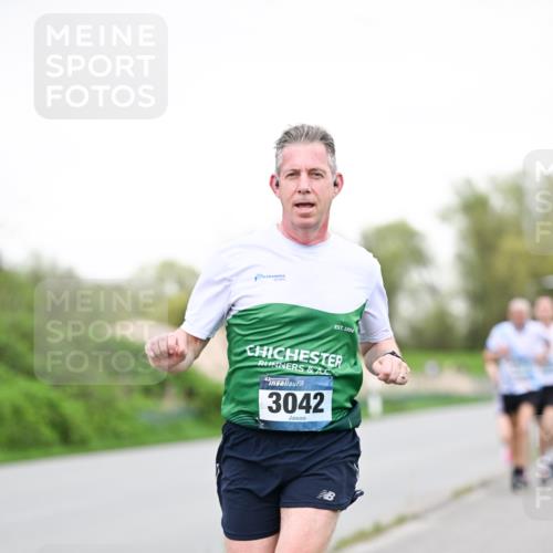 07.04.2024 - 43. Internationalen Wilhelmsburger Insellauf Dr. Thomas Lammeyer http://msf.ph/oto/6038805 07.04.2024 10:29:11 Laufen 1984, 3042 meine-sportfotos.de