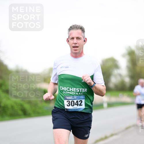 07.04.2024 - 43. Internationalen Wilhelmsburger Insellauf Dr. Thomas Lammeyer http://msf.ph/oto/6038806 07.04.2024 10:29:11 Laufen 3042 meine-sportfotos.de