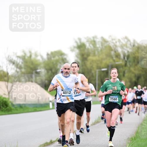 07.04.2024 - 43. Internationalen Wilhelmsburger Insellauf Dr. Thomas Lammeyer http://msf.ph/oto/6038811 07.04.2024 10:29:14 Laufen 4012, 17, 2560 meine-sportfotos.de