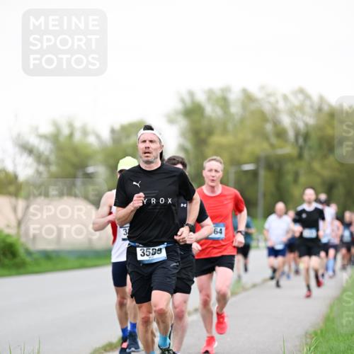 07.04.2024 - 43. Internationalen Wilhelmsburger Insellauf Dr. Thomas Lammeyer http://msf.ph/oto/6038837 07.04.2024 10:29:19 Laufen 3599, 64 meine-sportfotos.de