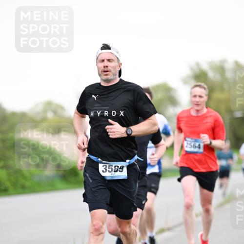 07.04.2024 - 43. Internationalen Wilhelmsburger Insellauf Dr. Thomas Lammeyer http://msf.ph/oto/6038846 07.04.2024 10:29:20 Laufen 3599, 2564 meine-sportfotos.de