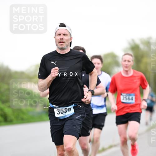 07.04.2024 - 43. Internationalen Wilhelmsburger Insellauf Dr. Thomas Lammeyer http://msf.ph/oto/6038848 07.04.2024 10:29:20 Laufen 3595, 2564 meine-sportfotos.de