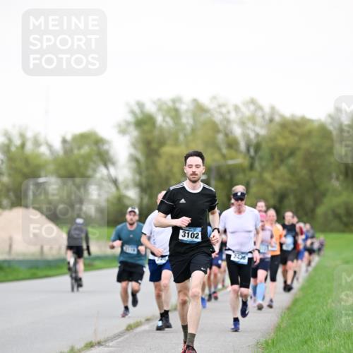 07.04.2024 - 43. Internationalen Wilhelmsburger Insellauf Dr. Thomas Lammeyer http://msf.ph/oto/6038858 07.04.2024 10:29:23 Laufen 3102, 2436 meine-sportfotos.de