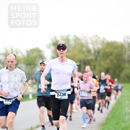 07.04.2024 - 43. Internationalen Wilhelmsburger Insellauf Dr. Thomas Lammeyer http://msf.ph/oto/6038878 07.04.2024 10:29:27 Laufen 2448, 2436, 3122 meine-sportfotos.de
