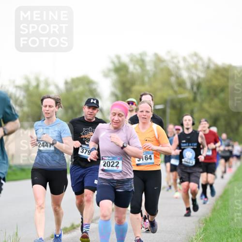 07.04.2024 - 43. Internationalen Wilhelmsburger Insellauf Dr. Thomas Lammeyer http://msf.ph/oto/6038887 07.04.2024 10:29:29 Laufen 2447, 379, 2022, 164 meine-sportfotos.de