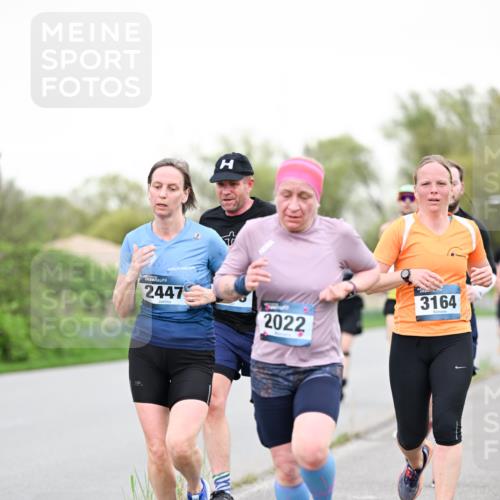 07.04.2024 - 43. Internationalen Wilhelmsburger Insellauf Dr. Thomas Lammeyer http://msf.ph/oto/6038894 07.04.2024 10:29:30 Laufen 2447, 2022, 3164 meine-sportfotos.de