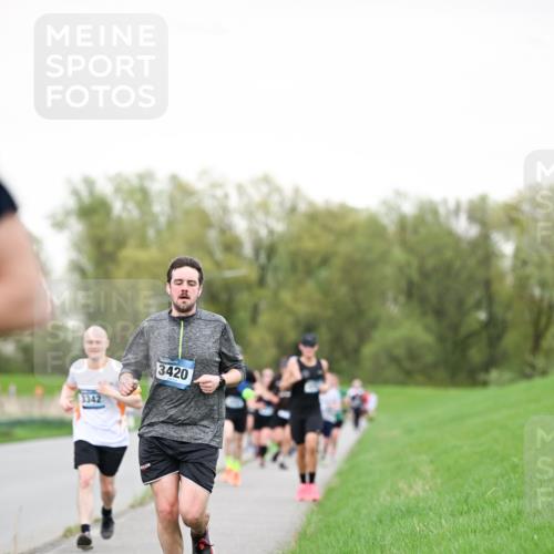 07.04.2024 - 43. Internationalen Wilhelmsburger Insellauf Dr. Thomas Lammeyer http://msf.ph/oto/6038945 07.04.2024 10:29:42 Laufen 1342, 3420 meine-sportfotos.de