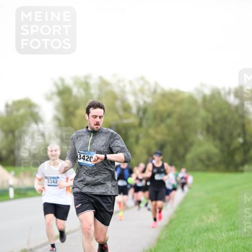 07.04.2024 - 43. Internationalen Wilhelmsburger Insellauf Dr. Thomas Lammeyer http://msf.ph/oto/6038950 07.04.2024 10:29:43 Laufen 1342, 3420 meine-sportfotos.de