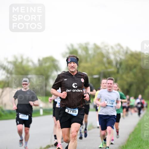 07.04.2024 - 43. Internationalen Wilhelmsburger Insellauf Dr. Thomas Lammeyer http://msf.ph/oto/6038988 07.04.2024 10:29:55 Laufen 2349, 3795 meine-sportfotos.de